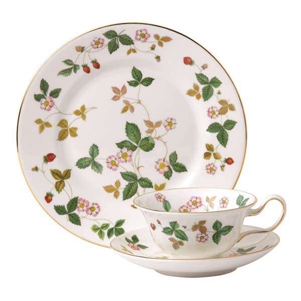 Wild strawberry teacup saucer & plate s3
