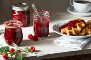 One of the best ways to enjoy fruits is by pairing it with bread aka homemade jams. Do you want to know what the best fruit for it? Lets check it now