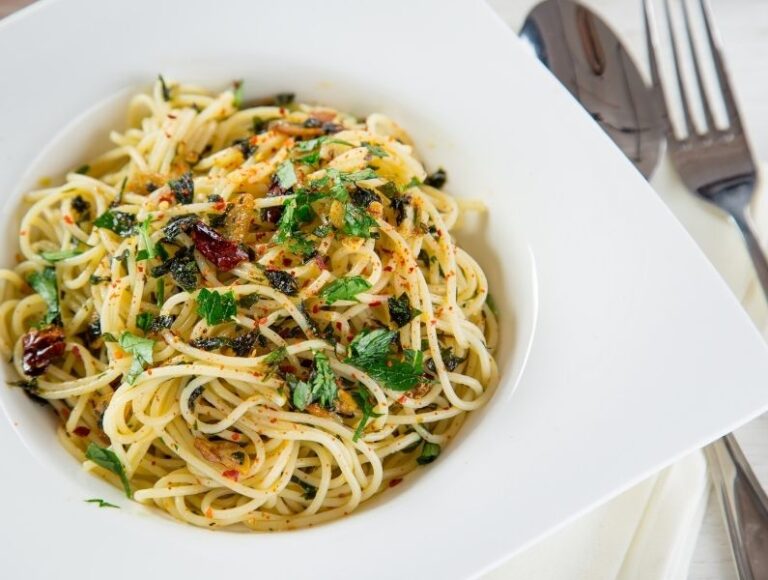 10 minute with luxofood spaghetti aglio olio