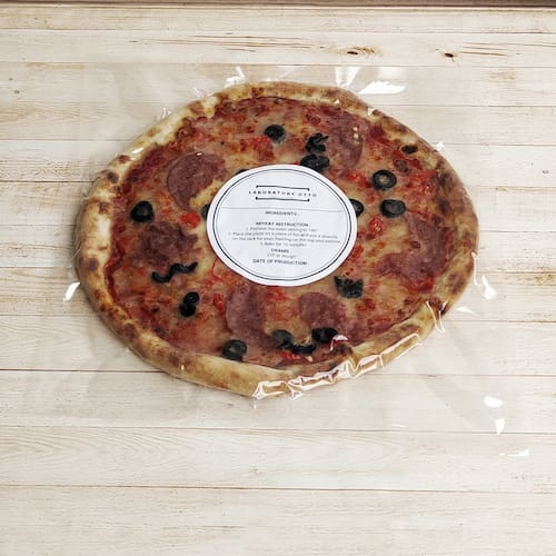 Frozen calabrese pizza - calabrese pizza (1 portion | served frozen)
