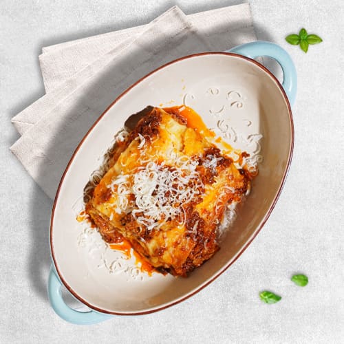 Lasagna bolognese hot - lasagna alla bolognese (1 portion | served hot)